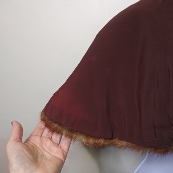 Vintage Mink Cape - Picture 7 of 13